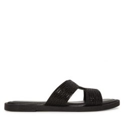 Klapki Tamaris. Czarne klapki damskie Tamaris, bez wzorów, bez obcasa, bez zapięcia. Za 189.99 zł.