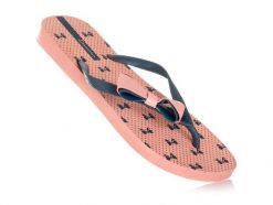 Klapki japonki damskie sportowe Ipanema. Czerwone klapki damskie Ipanema, na lato, bez wzorów, z materiału, sportowe, bez obcasa, bez zapięcia. Za 35.00 zł.