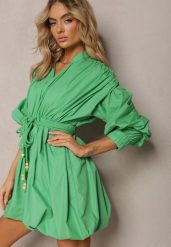 Zielona Sukienka Appomene. Zielone sukienki damskie Renee, m, bez wzorów, boho, bez kołnierzyka, bez ramiączek, mini, bombki. Za 54.99 zł.
