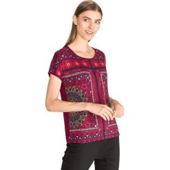 Desigual Larisa Koszulka Fioletowy. Fioletowe bluzki damskie Desigual, l, z aplikacjami, z elastanu, bez kołnierzyka, bez ramiączek. Za 171.95 zł.
