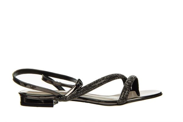 Sandały Bayla-187 1719 Platinum 187111, Czarny, Skóra ekologiczna - 38. Czarne sandały damskie Bayla, bez wzorów, z lakierowanej skóry, bez obcasa, na obcasie, bez zapięcia. W wyprzedaży za 179.10 zł.