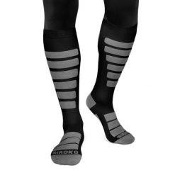 Skarpety do sportów zimowych unisex SIROKO Aoraki. Czarne skarpetki damskie SIROKO, bez wzorów. W wyprzedaży za 72.95 zł.