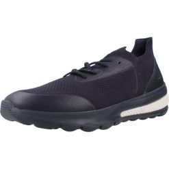 Tenisówki Geox Model U Spherica Actif A Kolor Niebieski. Niebieskie trampki męskie Geox, bez wzorów, z syntetyku, bez zapięcia. W wyprzedaży za 371.60 zł.