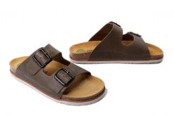 DR. BRINKMANN 700678-07 grun, klapki damskie. Zielone klapki damskie Dr. Brinkmann, na lato, bez wzorów, ze skóry, bez obcasa, bez zapięcia. Za 214.44 zł.