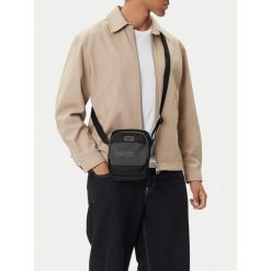 Saszetka Reebok. Czarne torby na ramię męskie Reebok, małe. Za 69.99 zł.