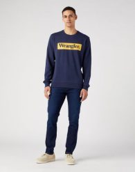 WRANGLER SEASONAL CREW MĘSKA BLUZA NAVY 112341196 W6F3011976. Niebieskie bluzy męskie Wrangler, m, bez wzorów, bez ramiączek, bez kaptura. Za 149.99 zł.