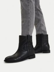 Badura Botki C-KD039669-25-1 Czarny. Czarne botki damskie Badura, bez wzorów, ze skóry, bez obcasa, na płaskiej podeszwie, bez zapięcia. Za 349.99 zł.