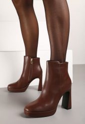 Brązowe Eleganckie Botki na Słupkowym Obcasie Tobizola. Brązowe botki damskie Born2be, bez wzorów, z jeansu, eleganckie, bez obcasa, na obcasie, bez zapięcia. Za 64.99 zł.