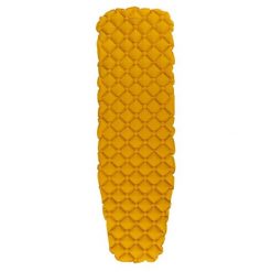 Mata do spania Trekmates Air Lite. Brązowe piżamy męskie TREKMATES, uniwersalny, bez wzorów, z mikrofibry, bez kołnierzyka, bez ramiączek. Za 489.99 zł.