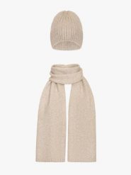 Czapka i szalik w kolorze beżowym. Brązowe czapki damskie Ryłko, bez wzorów, z tkaniny. Za 179.99 zł.