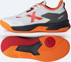 Munich Buty do piłki ręcznej Munich HOOPER 3365002. Buty sportowe męskie munich, bez wzorów, bez zapięcia, do piłki ręcznej. Za 217.23 zł.