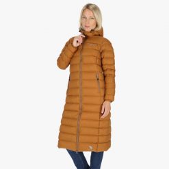 Kurtka damska hiking wodoodporna wiatroszczelna oddychająca Östersund Long. Brązowe kurtki sportowe damskie SWEDEMOUNT, bez wzorów, z puchu, bez ramiączek, bez kaptura, trekkingowe. Za 899.99 zł.