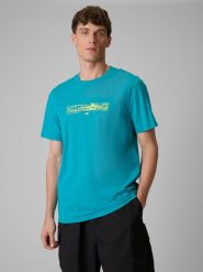 4F T-shirt regular z nadrukiem męski - turkusowy L. Niebieskie t-shirty męskie 4F, l, bez wzorów, z bawełny, bez kołnierzyka, bez ramiączek. Za 59.99 zł.