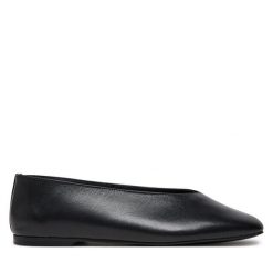 Baleriny Calvin Klein. Czarne balerinki damskie Calvin Klein, bez wzorów, bez obcasa, bez zapięcia. Za 449.99 zł.