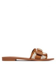 Guess Klapki FLJEL5 FAB03 Brązowy. Brązowe klapki damskie Guess, z aplikacjami, z materiału, bez obcasa, bez zapięcia. Za 182.99 zł.