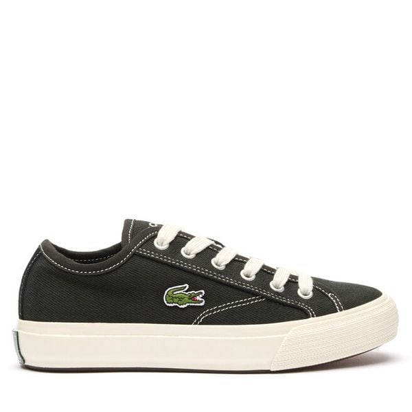 Tenisówki Lacoste. Czarne trampki i tenisówki damskie Lacoste, bez wzorów, bez zapięcia. Za 259.99 zł.