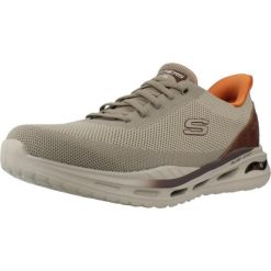 Buty SKECHERS ARCH FIT ORVAN Zielony. Zielone buty zimowe męskie Skechers, bez wzorów, z tkaniny, bez obcasa, bez zapięcia. Za 406.99 zł.
