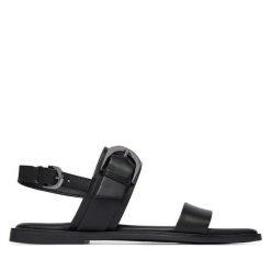 Sandały Tamaris. Czarne sandały damskie Tamaris, bez wzorów, bez obcasa, na płaskiej podeszwie, bez zapięcia. Za 299.99 zł.