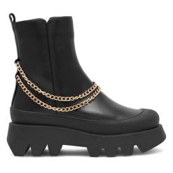 Botki Eva Minge. Czarne botki damskie Eva Minge, bez wzorów, bez obcasa, na płaskiej podeszwie, bez zapięcia. Za 375.99 zł.