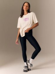 4F Legginsy z prążkowanej dzianiny damskie - czarne M. Czarne legginsy damskie 4F, bez wzorów, z dzianiny. Za 99.99 zł.