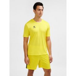 Niezbędna koszulka Hummel. Żółte bluzki damskie Hummel, bez wzorów, sportowe, bez kołnierzyka, bez ramiączek. Za 120.00 zł.