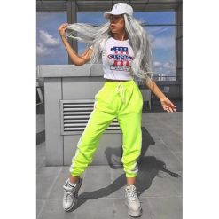 Damskie spodnie sportowe DABIRA. Spodnie dresowe damskie Damskie spodnie sportowe DABIRA, bez wzorów, sportowe. W wyprzedaży za 59.00 zł.