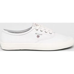 Gant - Tenisówki New Haven. Białe trampki i tenisówki damskie GANT, bez wzorów, z materiału, bez zapięcia. W wyprzedaży za 279.90 zł.