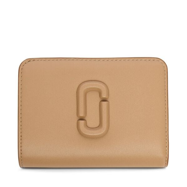 Portfel Marc Jacobs. Brązowe portfele damskie Marc Jacobs. Za 527.99 zł.