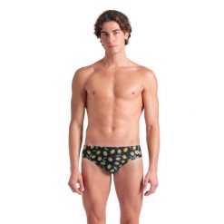 Kąpielówki Męskie Arena Briefs. Zielone kąpielówki męskie ARENA, m, bez wzorów. Za 179.99 zł.
