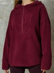 Bluza sherpa z kapturem - bordowy. Czerwone bluzy damskie Sinsay, l, bez wzorów, bez ramiączek, z kapturem. Za 59.99 zł.