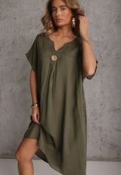 Zielona Sukienka o Pudełkowym Kroju z Lnem i Wiskozą Zdobiona Guzikiem Mezynore. Zielone sukienki damskie Renee, na imprezę, plus size, z aplikacjami, z bawełny, wakacyjne, bez kołnierzyka, plus size, bez ramiączek, midi. Za 89.99 zł.