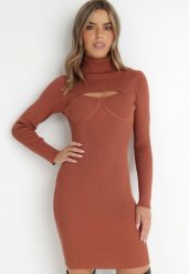 Brązowa Sukienka Ulpia. Brązowe sukienki damskie Born2be, na imprezę, s, z aplikacjami, z dzianiny, bez kołnierzyka, bez ramiączek, mini, dopasowane. Za 139.99 zł.