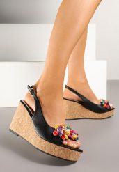 Czarne Sandały na Platformie i Koturnie ze Skórzaną Wkładką i Koralikami Vevarna. Czarne sandały damskie Renee, bez wzorów, bez obcasa, na koturnie, bez zapięcia. Za 79.99 zł.