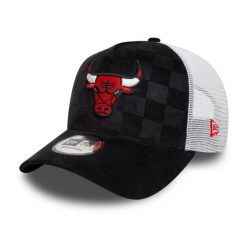 Czapka z daszkiem New Era 9FORTY Chicago Bulls Check Trucker 60595264. Czarne czapki damskie New Era, na jesień, bez wzorów. W wyprzedaży za 136.85 zł.