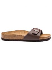 Birkenstock Klapki Madrid Bs 0040393 Brązowy. Brązowe klapki damskie Birkenstock, bez wzorów, ze skóry, bez obcasa, bez zapięcia. Za 359.99 zł.