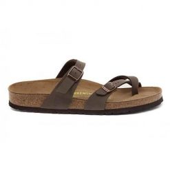 Klapki unisex Birkenstock 071061. Brązowe klapki damskie Birkenstock, na lato, bez wzorów, z materiału, bez obcasa, bez zapięcia. Za 675.00 zł.