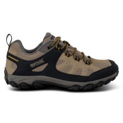 Buty męskie trekkingowe niskie z membraną Edgepoint IV. Brązowe trekkingi męskie Regatta, z syntetyku, bez zapięcia. W wyprzedaży za 199.99 zł.