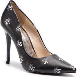 Szpilki VERSACE JEANS - EOVTBS01 70894 M60. Czarne szpilki damskie Versace Jeans, bez wzorów, z jeansu, bez obcasa, na obcasie, bez zapięcia. W wyprzedaży za 369.00 zł.