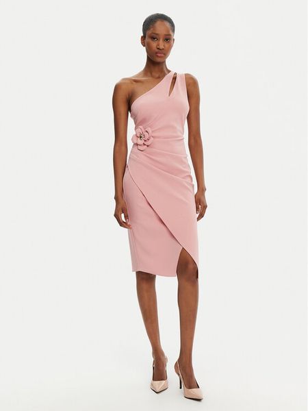 Rinascimento Sukienka koktajlowa CFC0122878003 Różowy Regular Fit. Czerwone sukienki damskie Rinascimento, m, bez wzorów, z syntetyku, wizytowe, bez kołnierzyka, bez ramiączek. Za 419.99 zł.