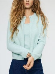 Kardigan z domieszką wełny - jasnoturkusowy. Niebieskie kardigany damskie Reserved, l, bez wzorów, z dzianiny, bez kołnierzyka. Za 99.99 zł.