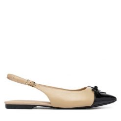 Baleriny Caprice. Brązowe balerinki damskie Caprice, bez wzorów, bez obcasa, bez zapięcia. Za 339.99 zł.