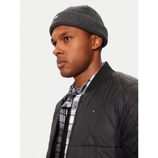 Czapka Tommy Hilfiger. Brązowe czapki damskie Tommy Hilfiger, na zimę, bez wzorów. Za 169.99 zł.