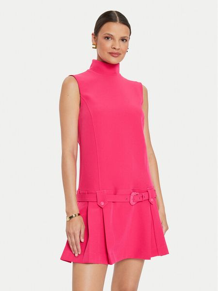 Versace Jeans Couture Sukienka codzienna 76HAO924 Różowy Slim Fit. Czerwone sukienki damskie Versace Jeans Couture, na co dzień, bez wzorów, z jeansu, bez kołnierzyka, bez ramiączek, proste. Za 1,009.00 zł.