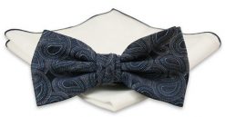 Granatowo-Brązowa Mucha z Białą Poszetką -CHATTIER- Męska, Wzór Paisley, Łezki. Niebieskie krawaty i muchy Chattier, bez wzorów, eleganckie. Za 59.00 zł.