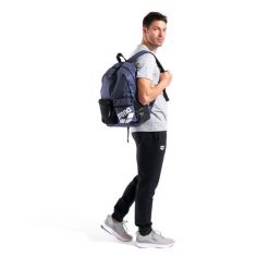 Plecak Sportowy Arena One Go Backpack 30L. Białe plecaki męskie ARENA, bez wzorów, z materiału, sportowe. Za 134.99 zł.