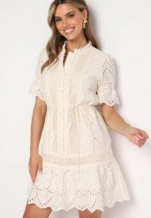 Jasnobeżowa Bawełniana Ażurowa Sukienka w Stylu Boho z Falbanką i Paskiem Nelisse. Brązowe sukienki damskie Born2be, na lato, l, w ażurowe wzory, z bawełny, boho, bez kołnierzyka, bez ramiączek, midi, kopertowe. Za 169.99 zł.