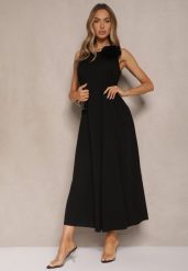 Czarny Kombinezon z Wiskozą Ozdobiona Kwiatem Broszką 3D Solio. Czarne sukienki damskie Renee, na co dzień, bez wzorów, z wiskozy, eleganckie, bez kołnierzyka, bez ramiączek, proste. Za 99.99 zł.