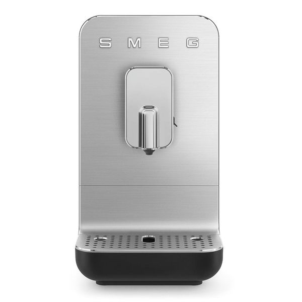 SMEG Espressomaschine BCC13BLMEU*schwarz. Ekspresy ciśnieniowe Smeg. Za 2,371.87 zł.