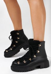 Czarne Traperki Rema. Czarne trapery damskie Born2be, bez zapięcia. Za 79.99 zł.