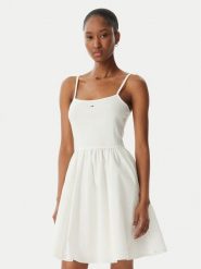 Tommy Jeans Sukienka letnia DW0DW22352 Biały Slim Fit. Białe sukienki damskie Tommy Jeans, na lato, xxs, bez wzorów, z bawełny, bez kołnierzyka, bez ramiączek. Za 289.99 zł.